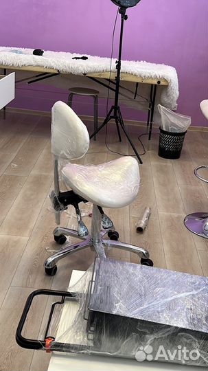 Ортопедический стул-седло со спинкой для мастера
