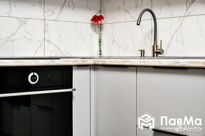 Кухни на заказ от фабрики