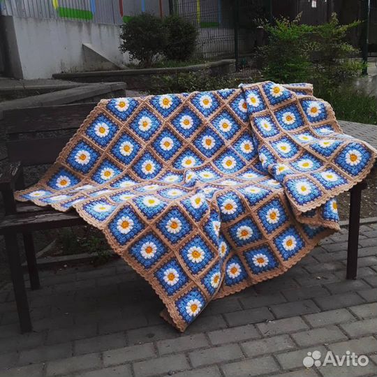 Плед в гостиную