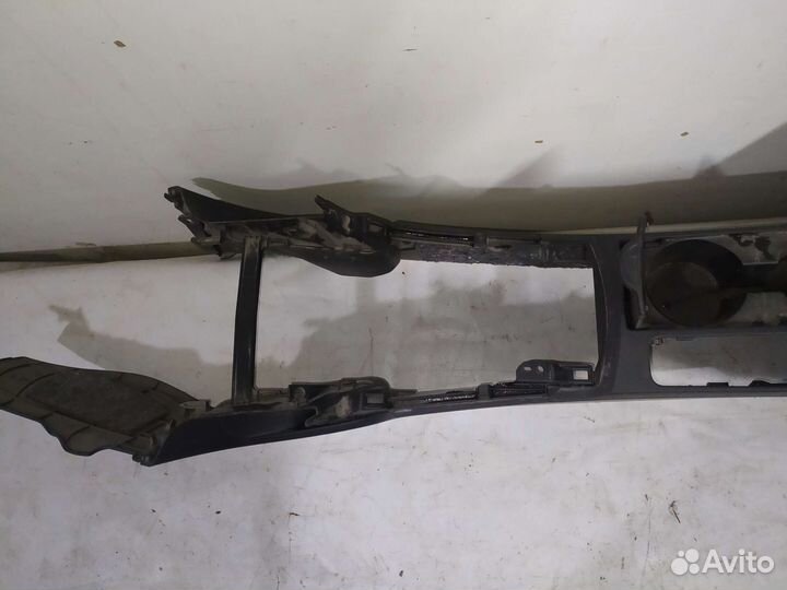 Консоль Тойота Королла Е150