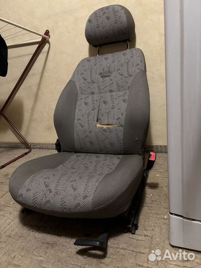 Сиденье от LADA Kalina