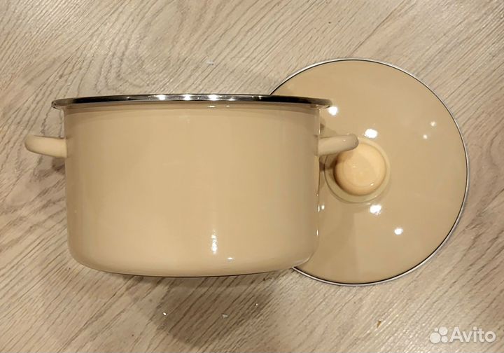 Кастрюля эмалированная большая 6 литров