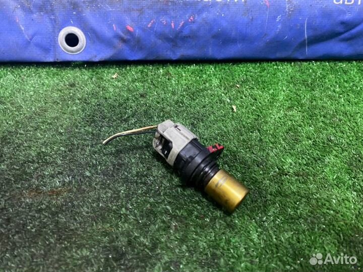 Датчик положения распредвала Toyota Corolla ZZE122