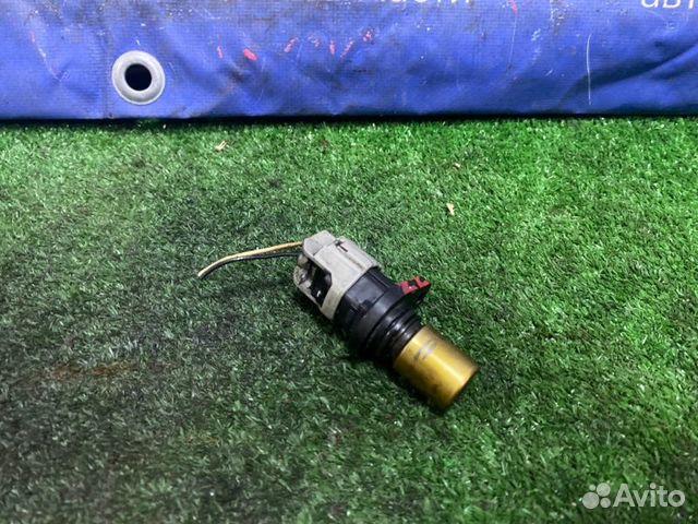 Датчик положения распредвала Toyota Corolla ZZE122