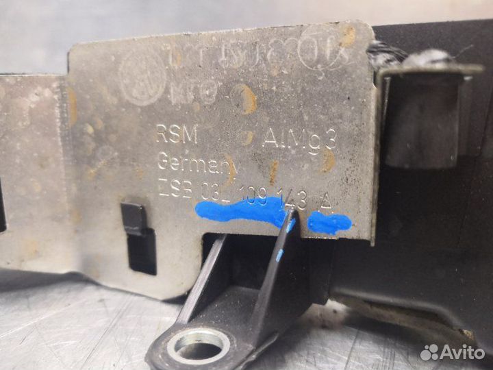 Кожух ремня грм Volkswagen Passat B6 2005-2010