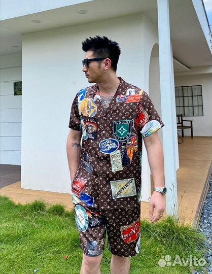 Костюм шорты и рубашка