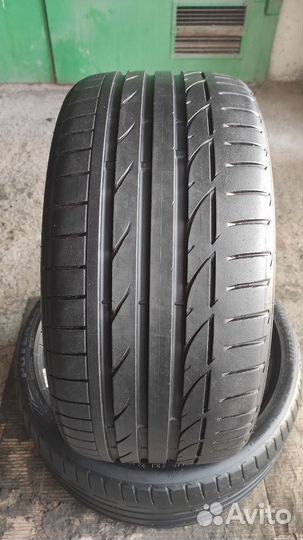 Bridgestone Potenza S001 225/40 R19 и 255/35 R19