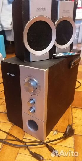 Активная акустика 2.1