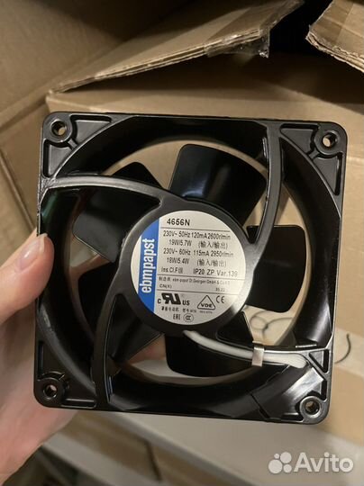 Кулер ebm-papst 4656N