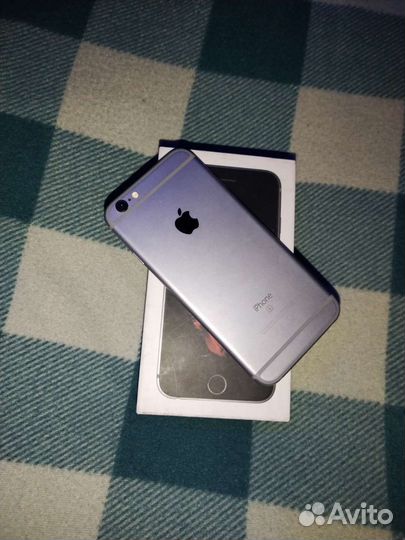 Телефон iPhone 6s