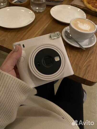 Фотоаппарат Instax Square в прокат polaroid