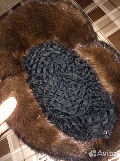 Женская шапка