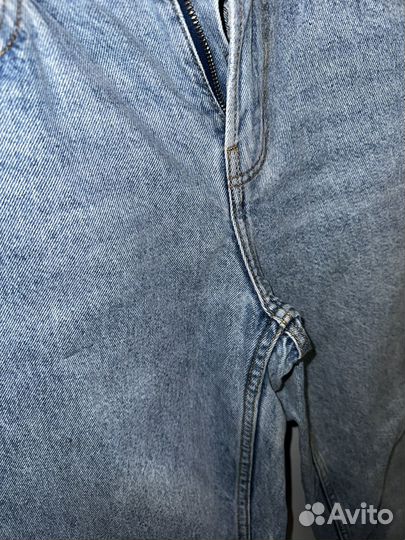 Джинсы Bershka