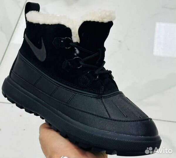 Дутики женские зимние с мехом Nike