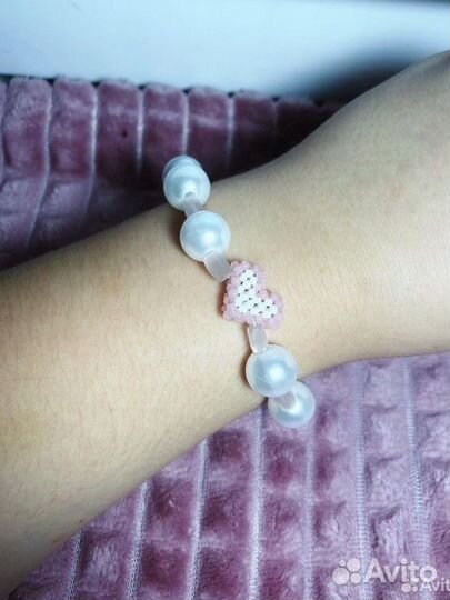 Браслет с фигуркой