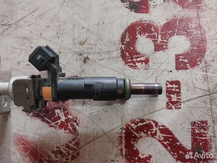 Топлевная рампа с форсунками opel astra H GTC