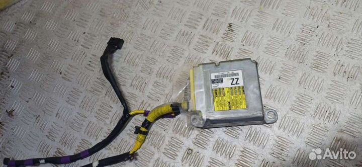 Блок AirBag LexusRX 32013