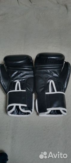 Боксерские перчатки 12 oz green hill