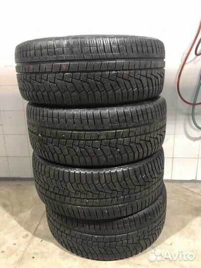 Hankook Winter I'Cept Evo2 W320 275/45 R21