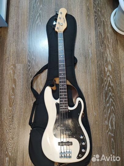 Бас гитара Alina Pro