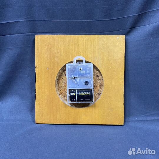 Настенные часы янтарь дерево ретро винтаж СССР