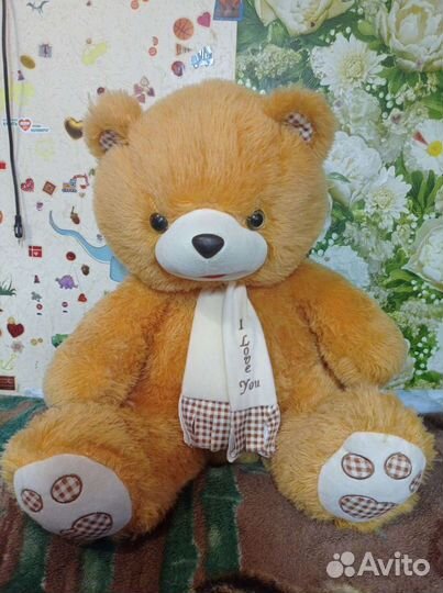 Игрушечный мягкий мишка