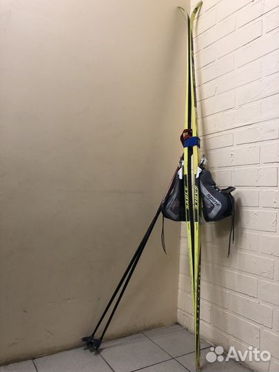 Беговые лыжи