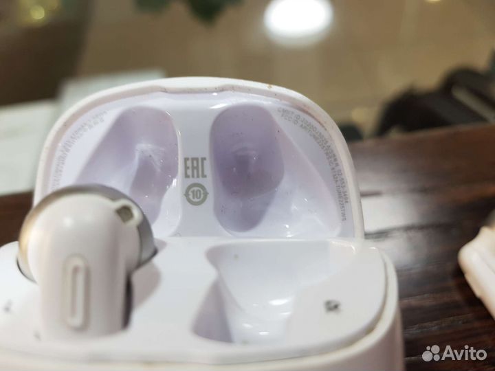 Беспроводные наушники jbl