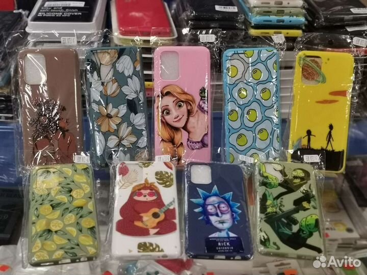 Чехлы на телефон