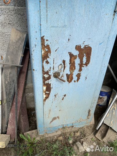 Сейф советский