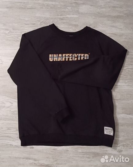 Свитшот unaffected