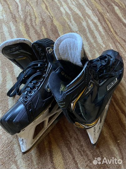 Вратарские коньки bauer