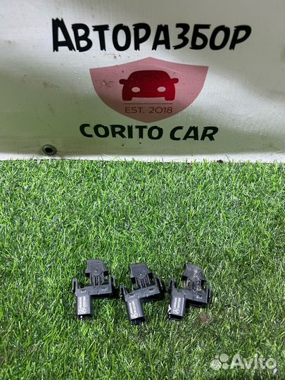 Кнопка стеклоподъемника Mitsubishi Outlander 3 GF