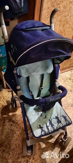 Прогулочная коляска трость