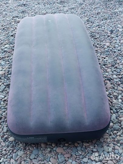 Надувной матрас intex