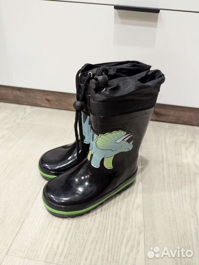 Резиновые сапожки 23