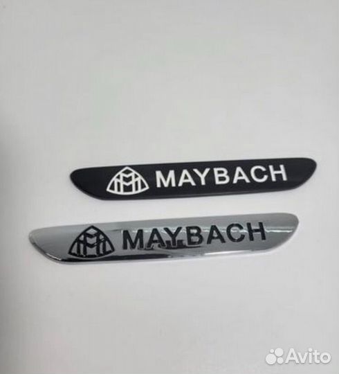 Шильдик эмблема Maybach на крылья