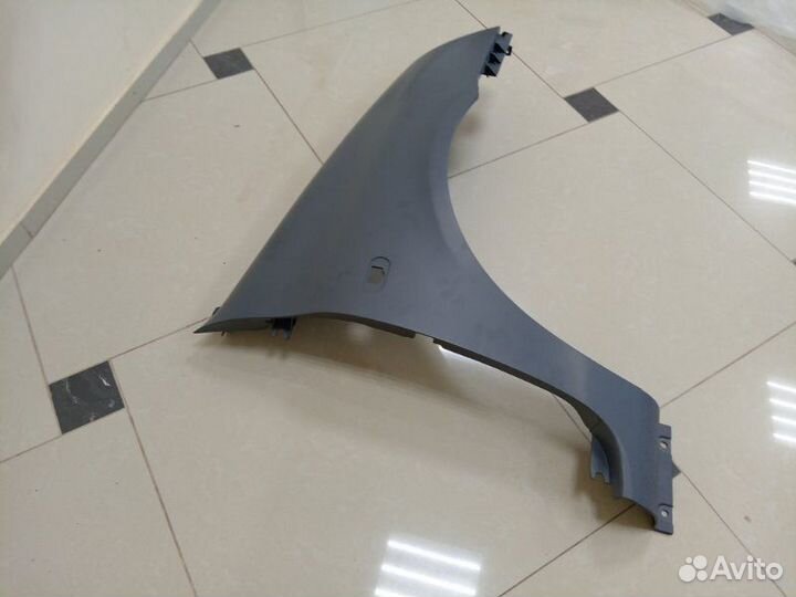 Крыло переднее правое Renault Clio BB 2001-2005