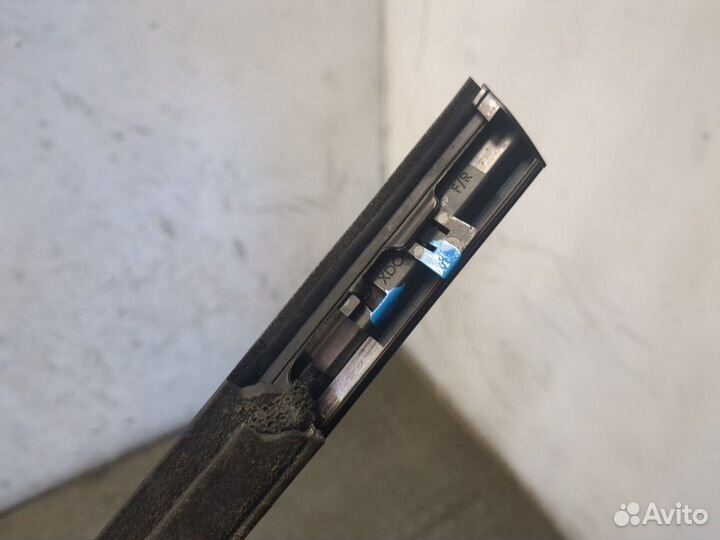 Молдинг стекла Nissan Qashqai, 2014