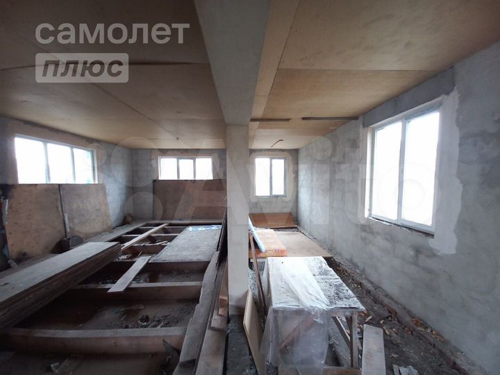 Дом 224 м² на участке 7,6 сот.