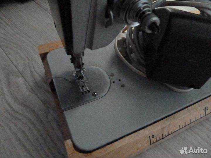 Швейная машина