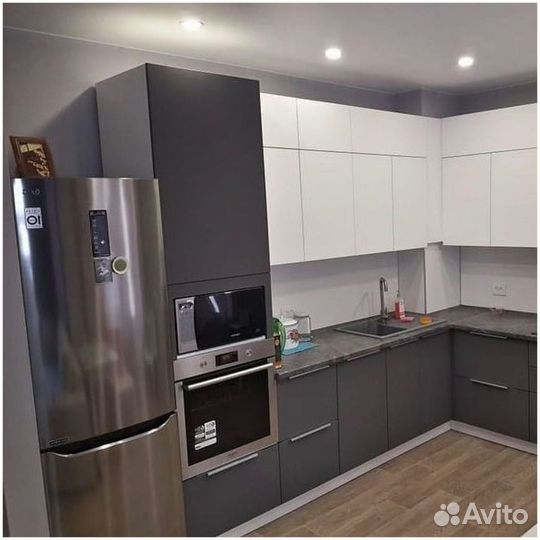 Кухонный гарнитур новый. Не б/у