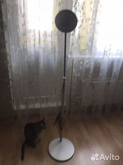 Лампа кольцевая напольная