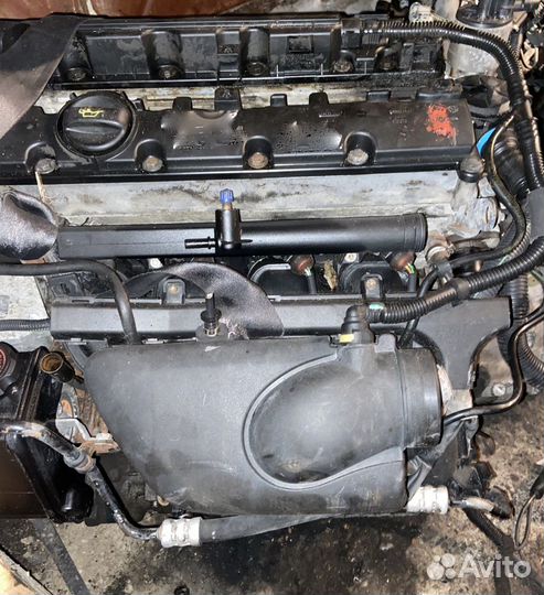 Двигатель Citroen Peugeot 1.8i EW7