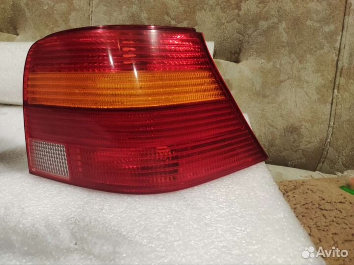 Задние фонари на volkswagen golf 4