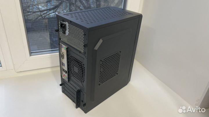 Системный блок Intel Core i3 с SSD/озу 8гб