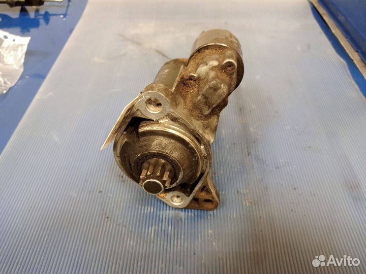 Стартер Volkswagen Golf 4 (1997 - 2006) 020911023F