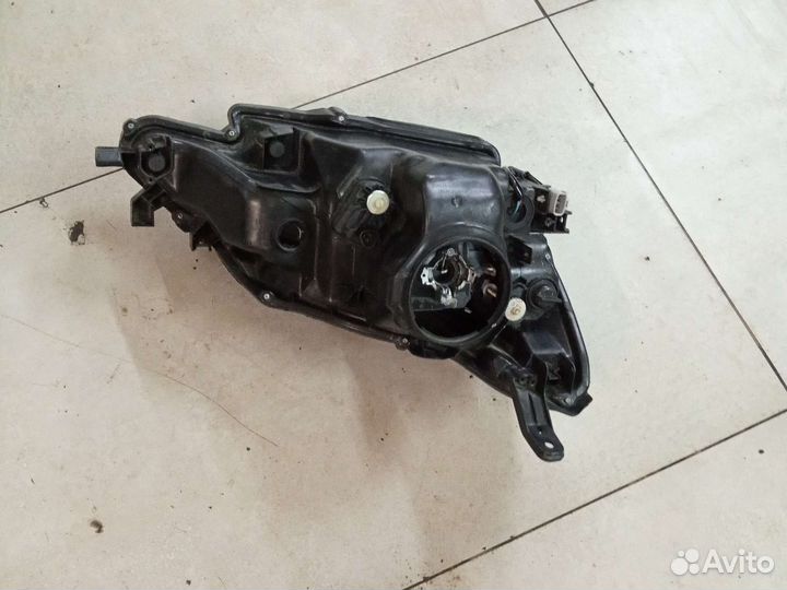 Фара леваяToyota Mark X GRX130 - GRX135 12 - 2019г