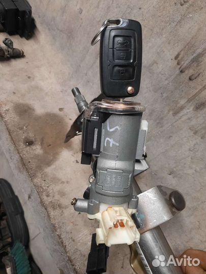 Замок зажигания Geely Emgrand EC7