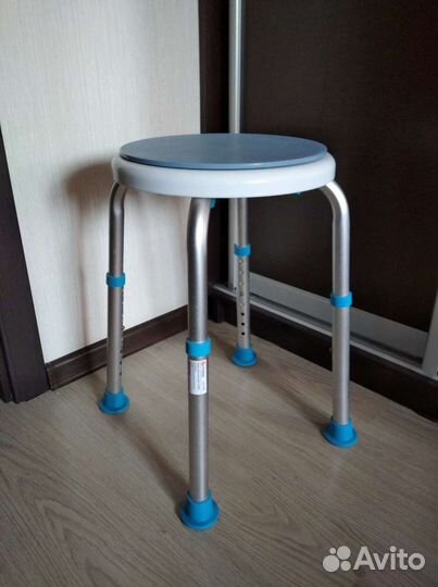 Стул для купания в ванной